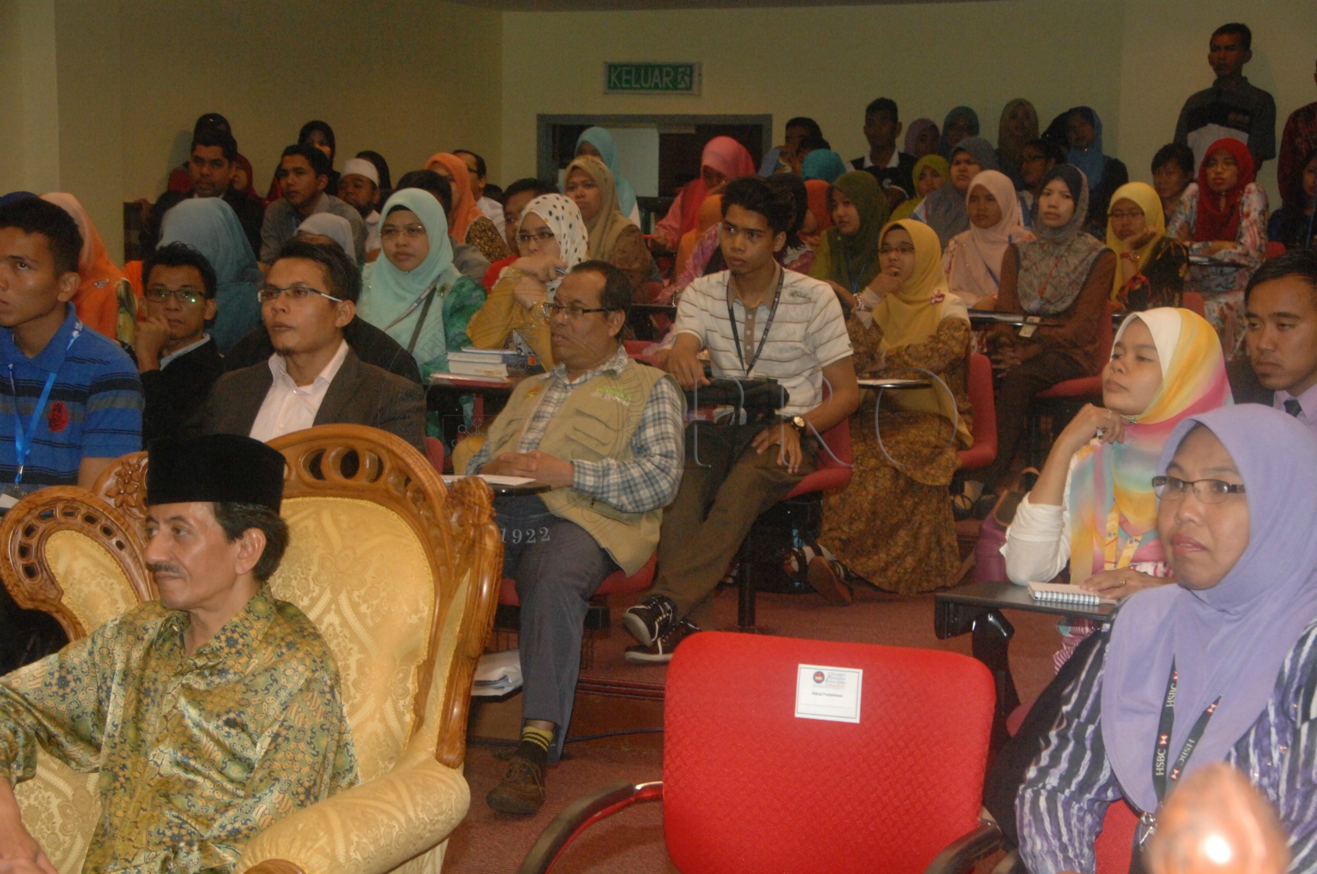 PRO 14 33 WACANA FBA 0220